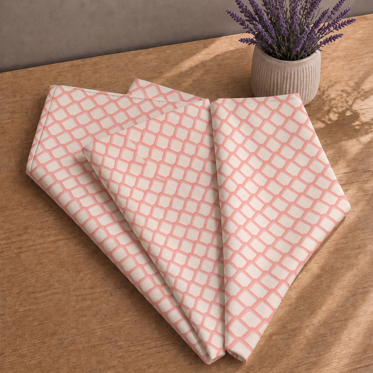 Mantel Golden Bloom : Pink Honeycomb - Mantel Pink Honeycomb